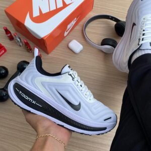 nike relevo zoomx